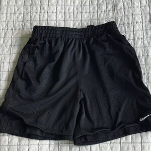Nike Black Mesh Sports Shorts Boys Sz L